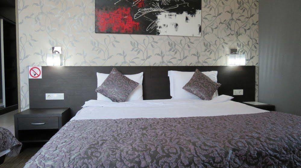 Boutique Apart - Hotel Iarcadia Odessa Dış mekan fotoğraf