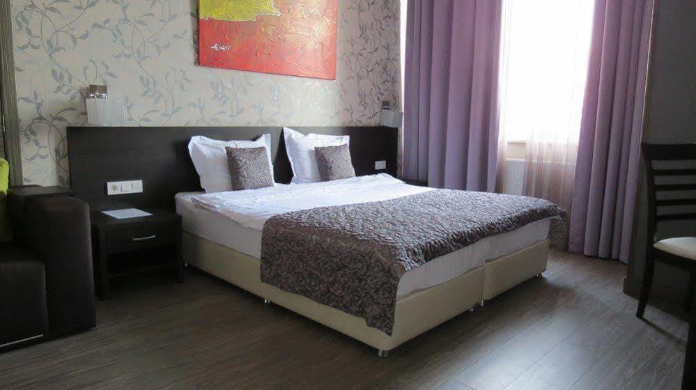 Boutique Apart - Hotel Iarcadia Odessa Dış mekan fotoğraf